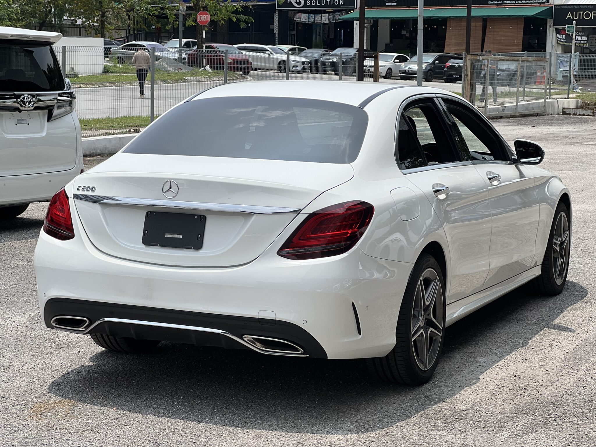 2019 Mercedes Benz C200 AMG Line