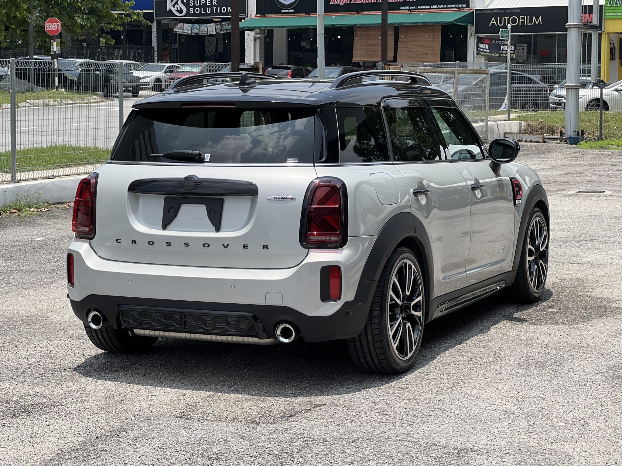 2021 Mini Crossover JCW