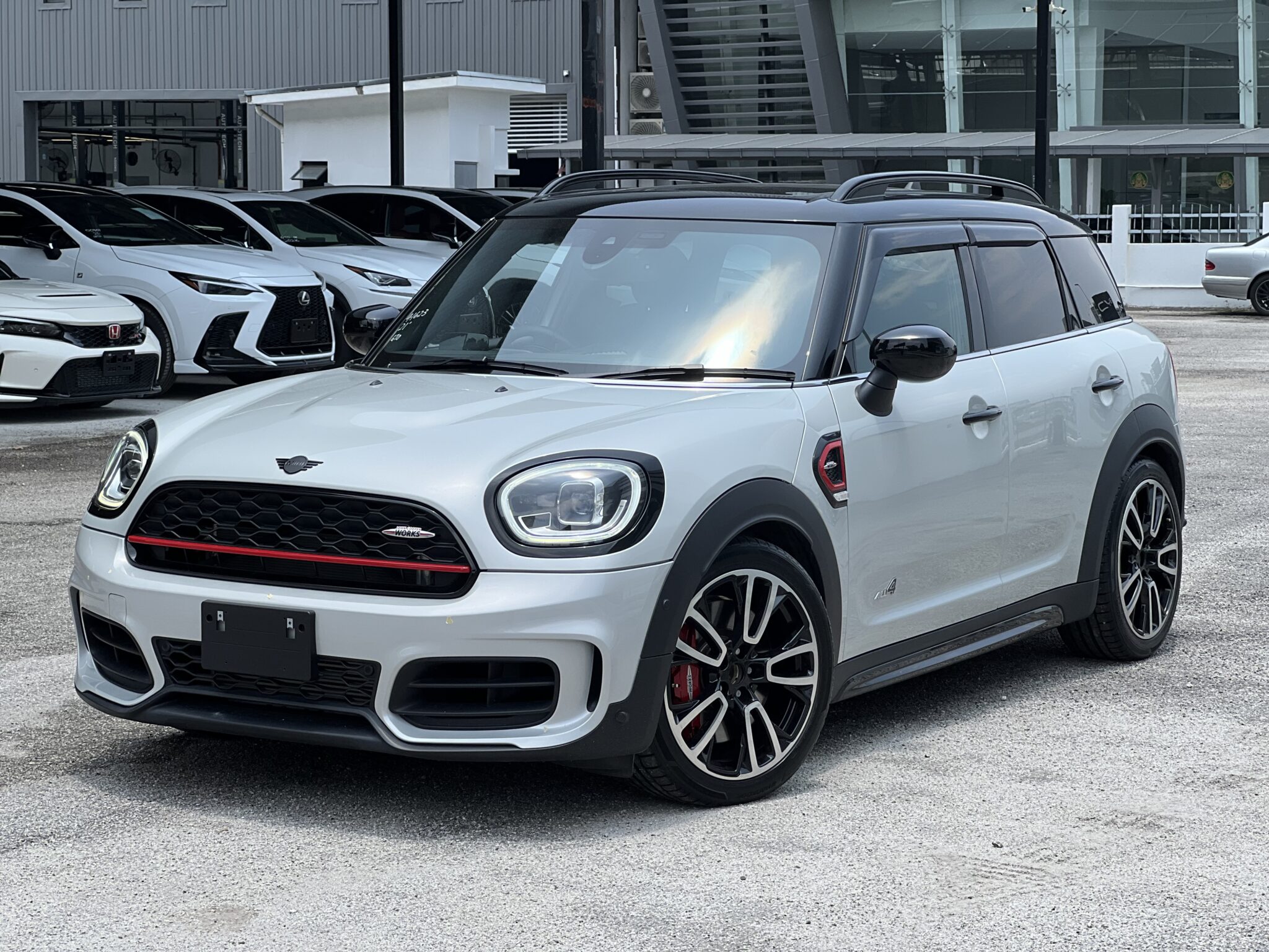 2021 Mini Crossover JCW