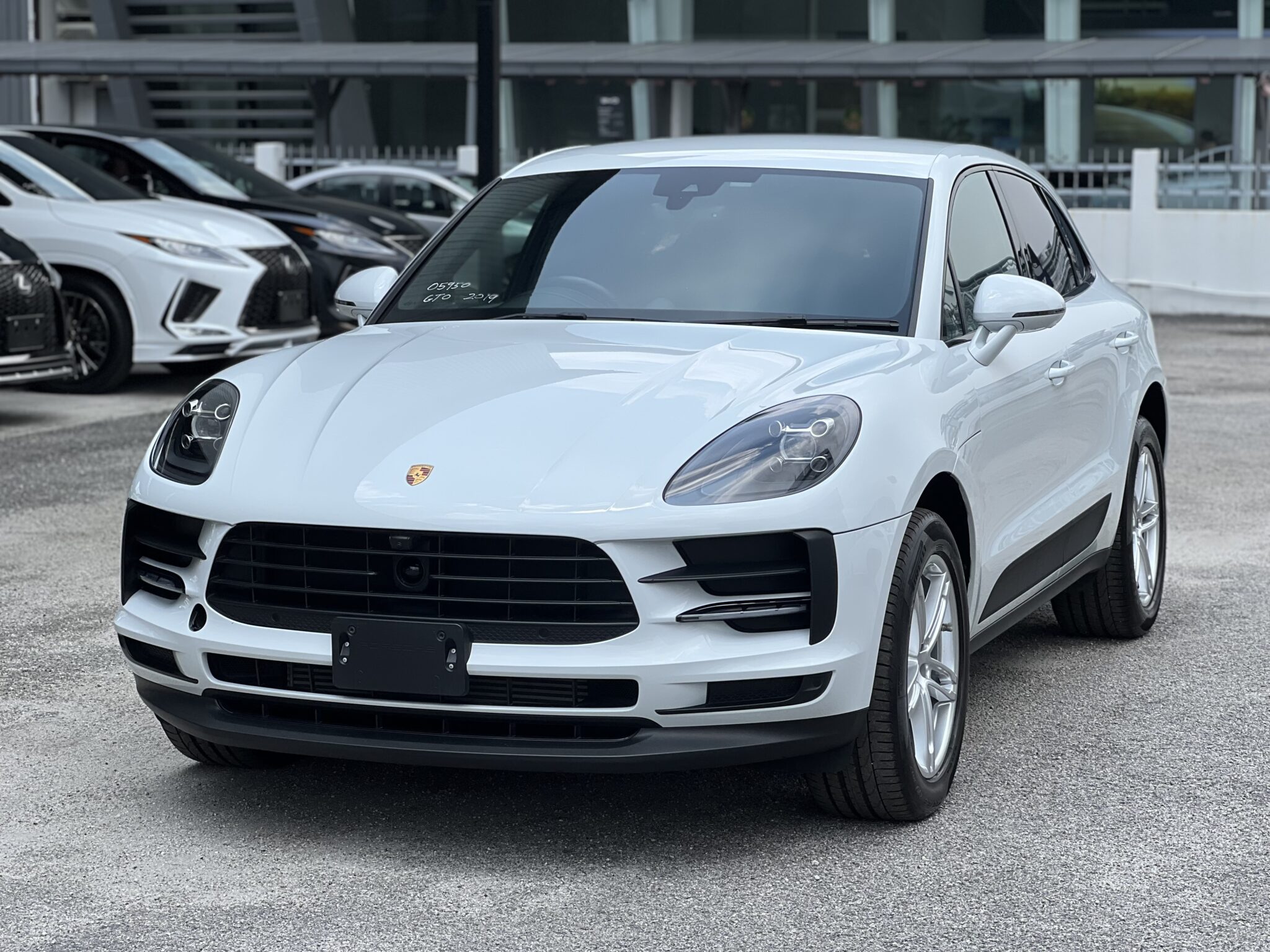 2019 Porsche Macan 4WD First Editon