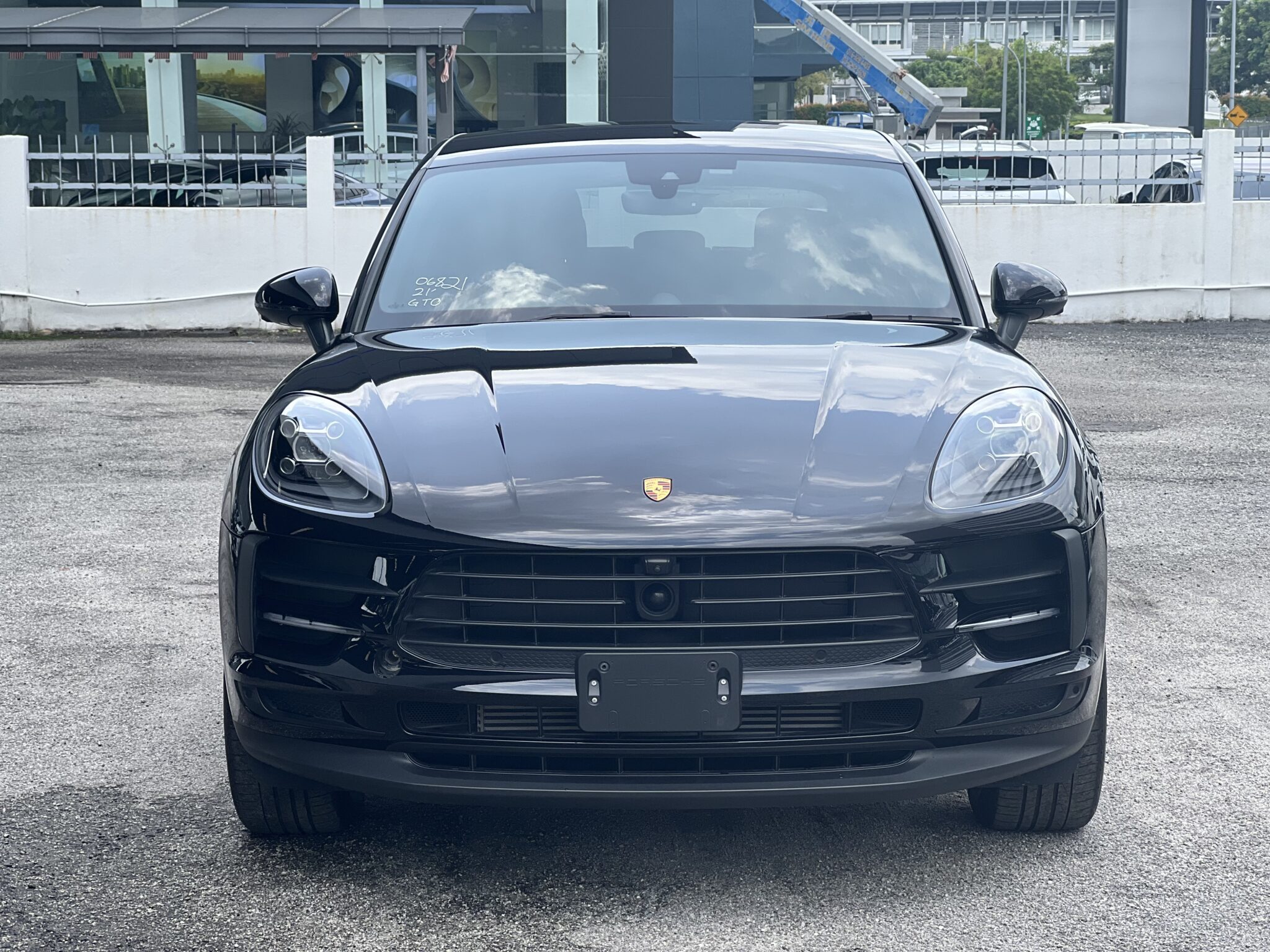 2021 Porsche Macan Sport Chrong PKG