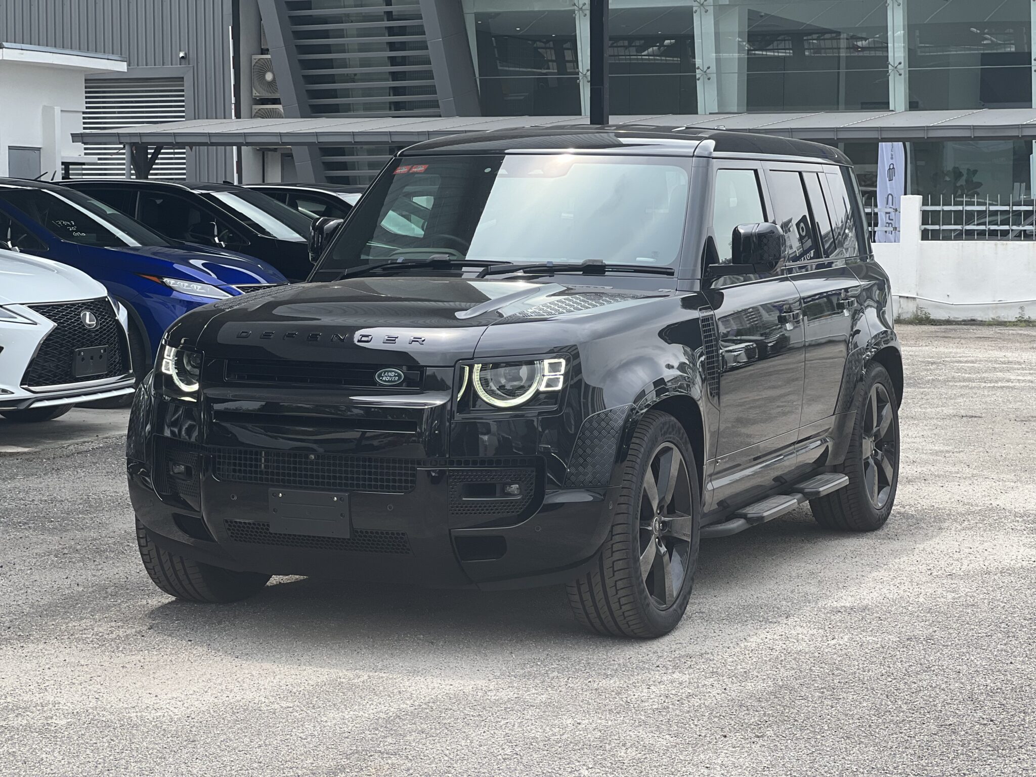 2021 Land Rover Defender 110 Dynamic SE 3.0